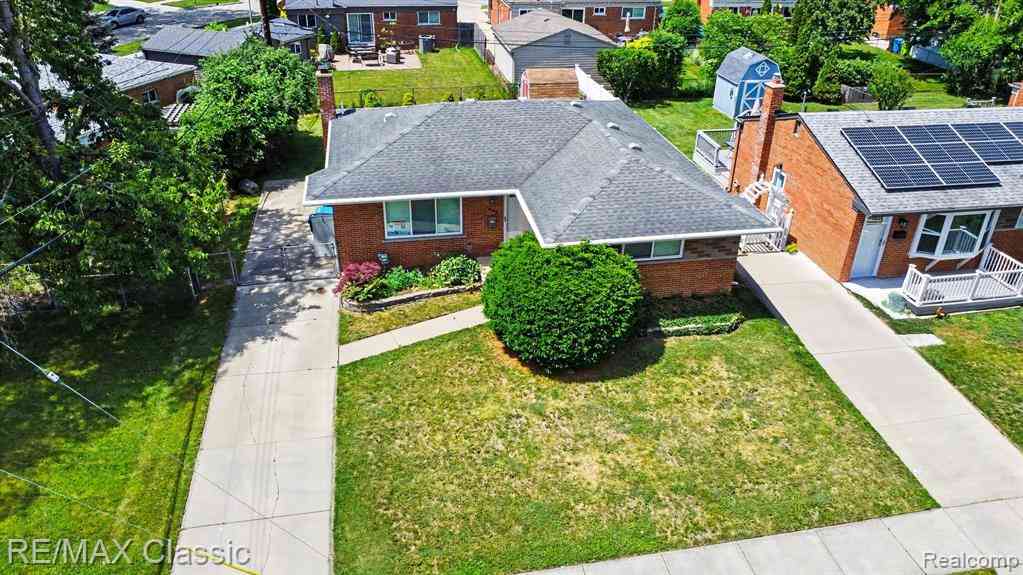 Homes For Sale - 1842 Chaucer Avenue <br/> Oakland County, Madison Heights, MI 48071