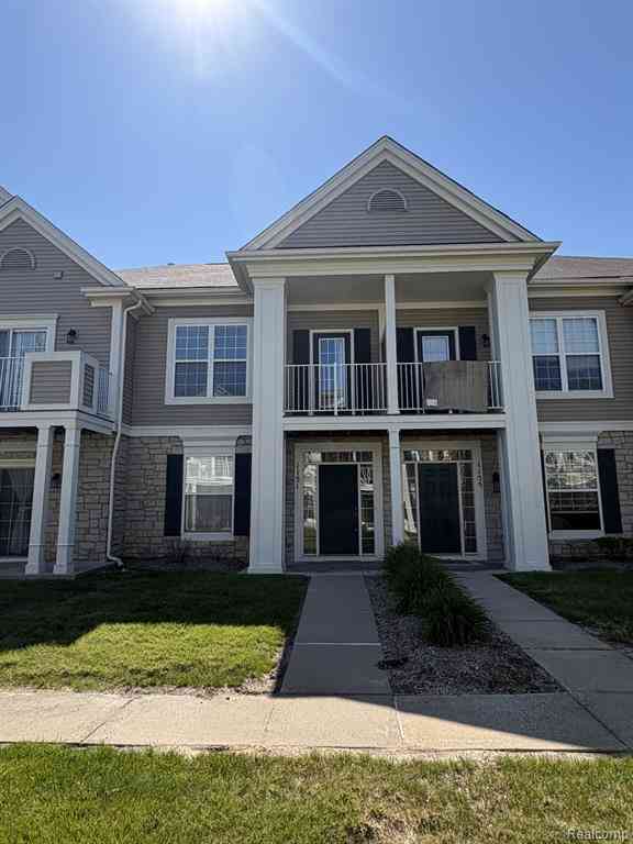 Condo For Rent - 1151 Alameda Boulevard <br/> Troy, MI 48085