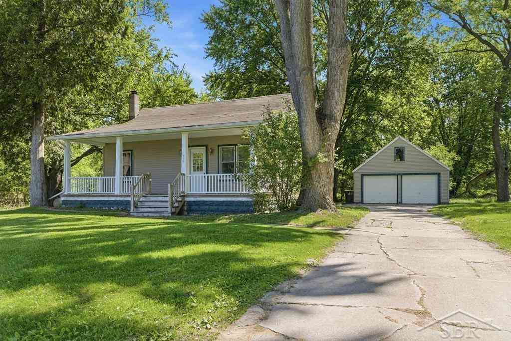 Homes For Sale - 801 Atwell Street <br/> Midland, MI 48640