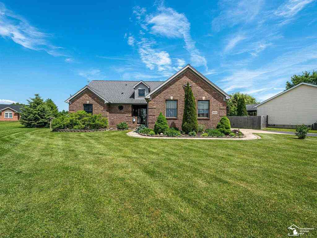 Homes For Sale - 8910 Baldwin Road <br/> Monroe, MI 48162