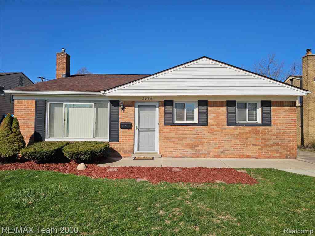 Homes For Sale - 8035 Donna Street <br/> Westland, MI 48185