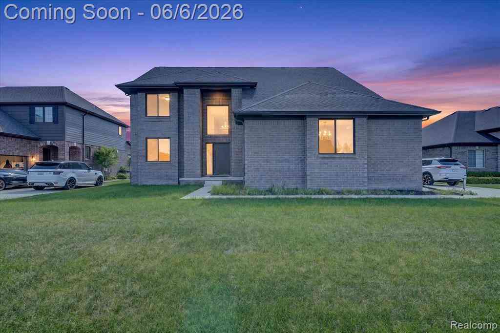 Homes For Sale - 54598 Deadwood Lane <br/> Utica, MI 48316