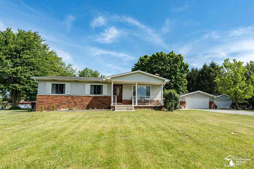 Homes For Sale - 7767 Milan Oakville Road <br/> Milan, MI 48160