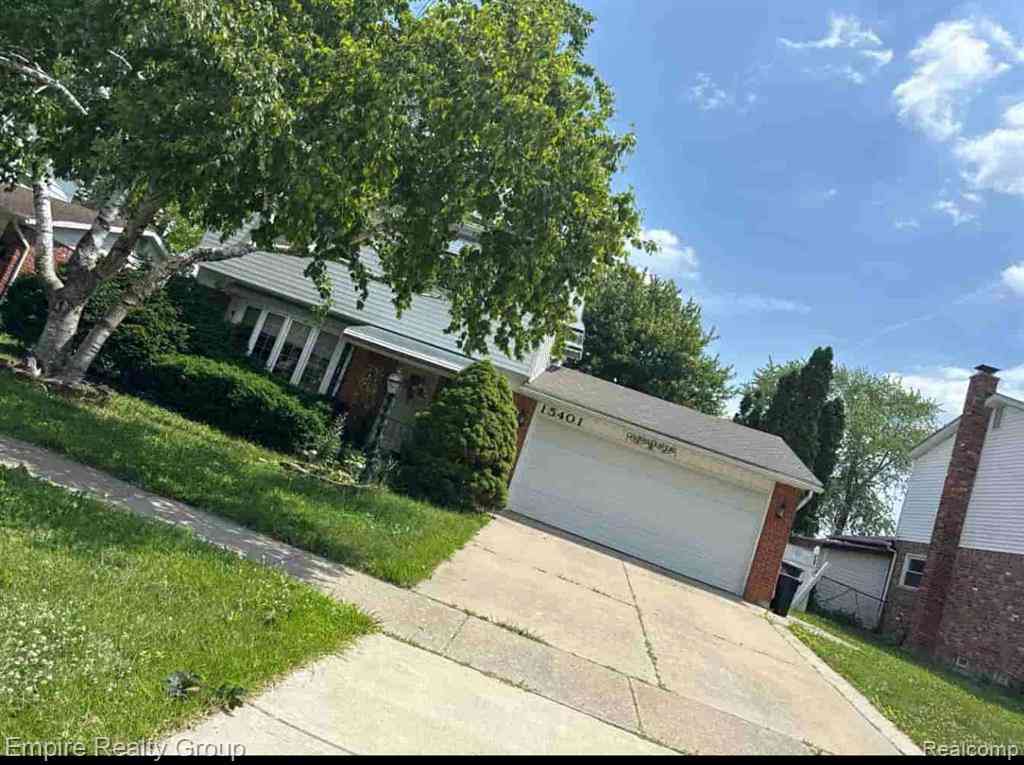 Homes For Sale - 15401 Vivian Street <br/> Taylor, MI 48180