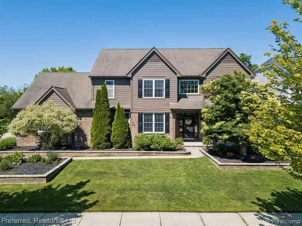 Homes For Sale - 22751 St James Drive <br/> Northville, MI 48167
