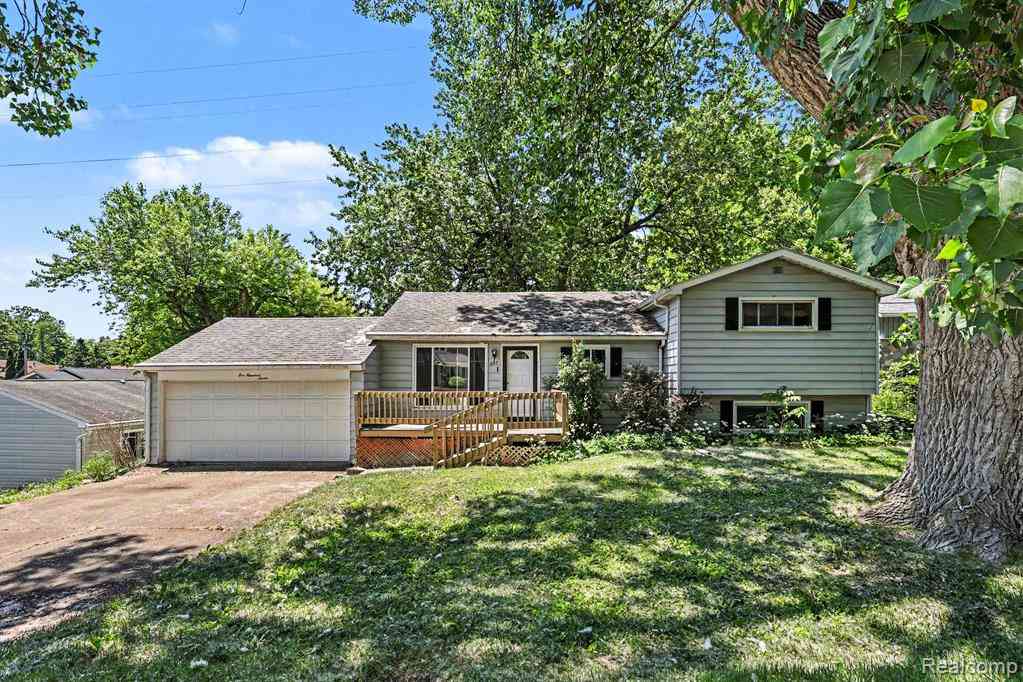Homes For Sale - 507 Brookside Road <br/> Ypsilanti, MI 48197