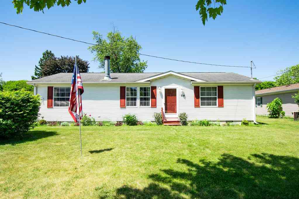 Homes For Sale - 814 Seymour Avenue <br/> Jackson County, Jackson, MI 49202