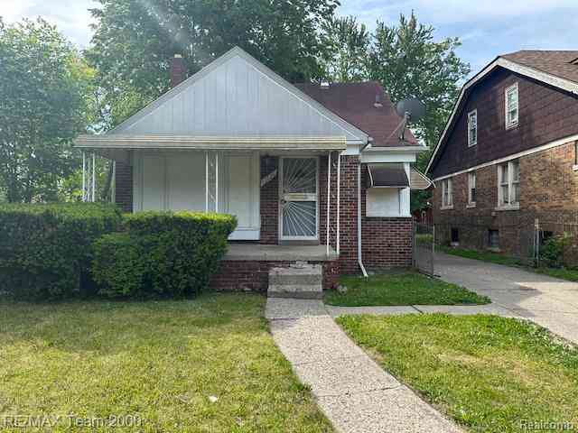 Homes For Sale - 12620 Kilbourne Street <br/> Detroit, MI 48213