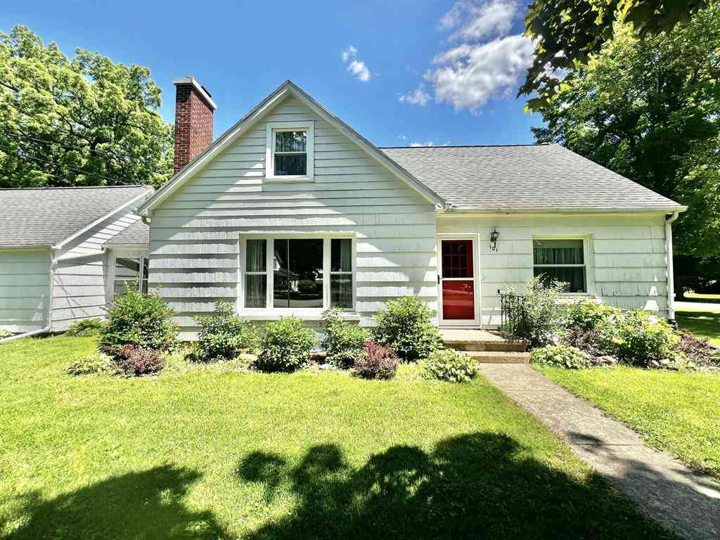 Homes For Sale - 101 N Jackson Street <br/> Hanover, MI 49241