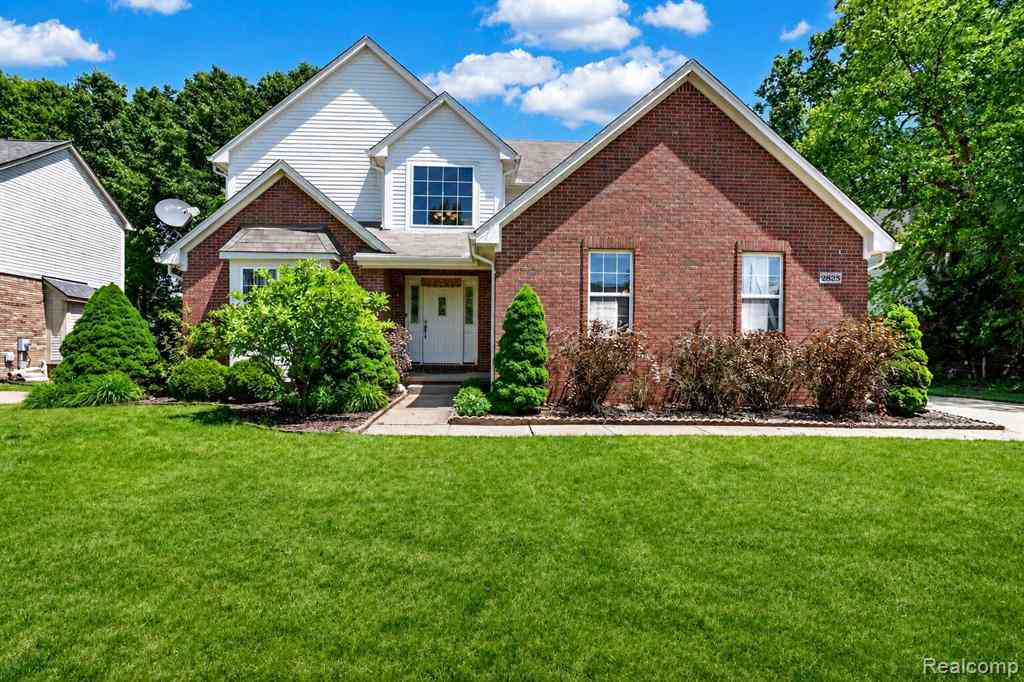 Homes For Rent - 2825 Long Meadow Lane <br/> Rochester, MI 48307