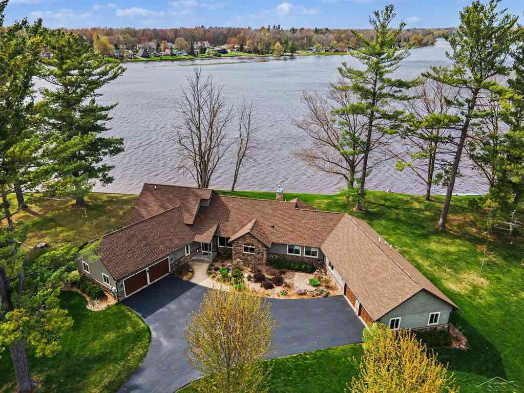 Homes For Sale - 4589 N Island Drive <br/> Midland County, Sanford, MI 48657