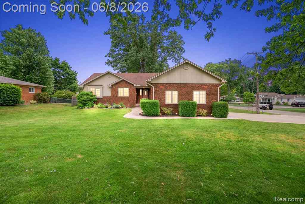 Homes For Sale - 60718 Campground Road <br/> Macomb County, Washington, MI 48094