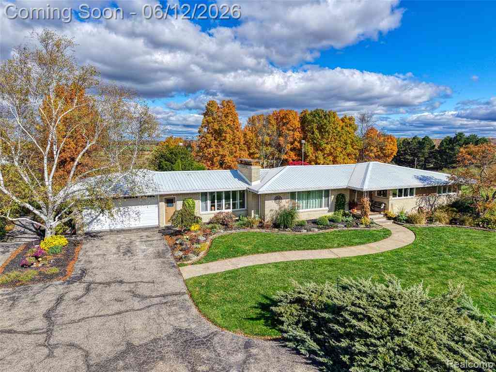 Homes For Sale - 18999 Weller Road <br/> Gregory, MI 48137