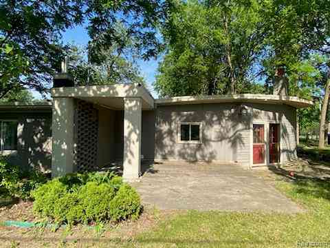 Homes For Sale - 1131 Kettering Street <br/> Genesee County, Burton, MI 48509