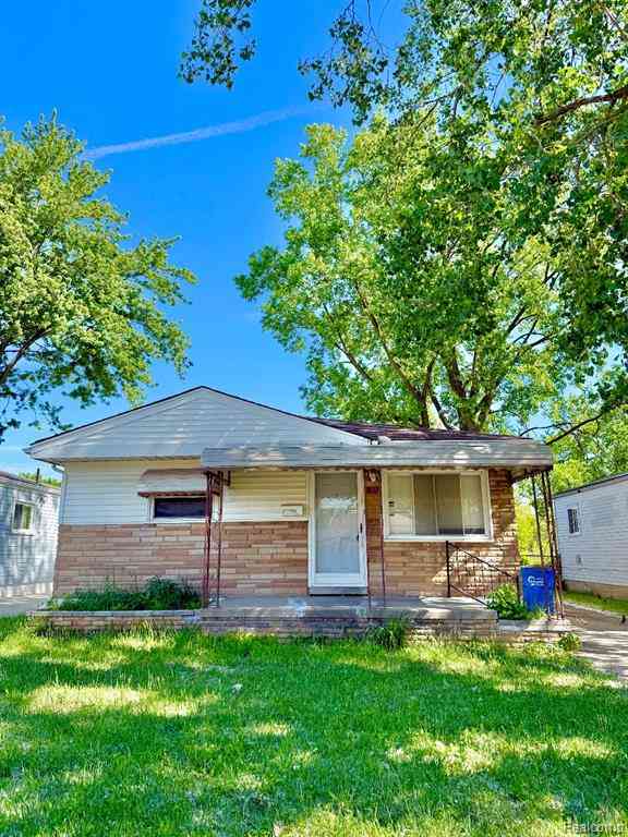 Homes For Sale - 13335 Charlotte Avenue <br/> Warren, MI 48089