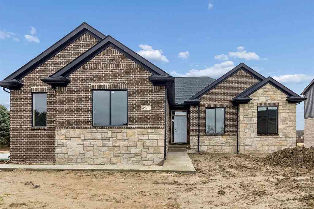 Homes For Sale - 45519 Gable Drive <br/> Macomb, MI 48044