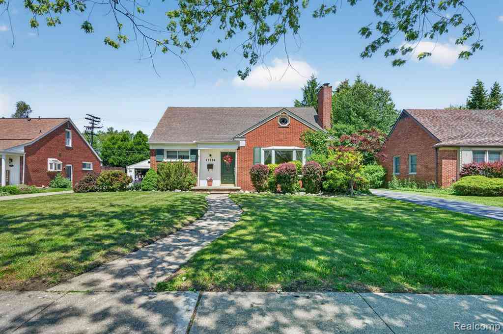 Homes For Sale - 17386 Beverly Road <br/> Oakland County, Beverly Hills, MI 48025