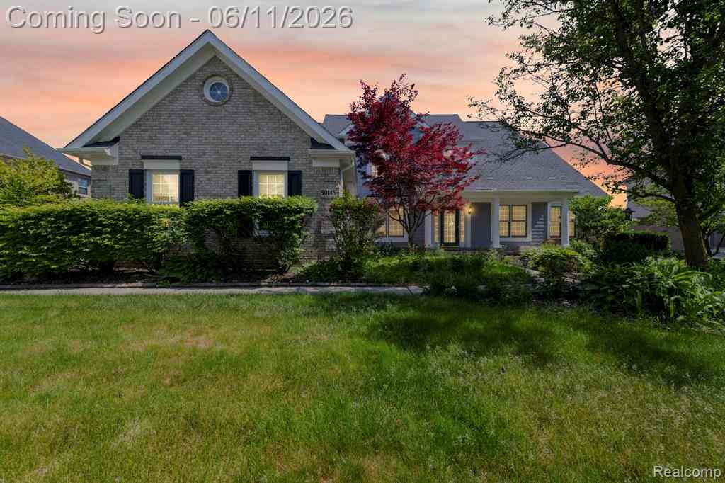 Homes For Sale - 50145 Tottenham Court <br/> Canton, MI 48187