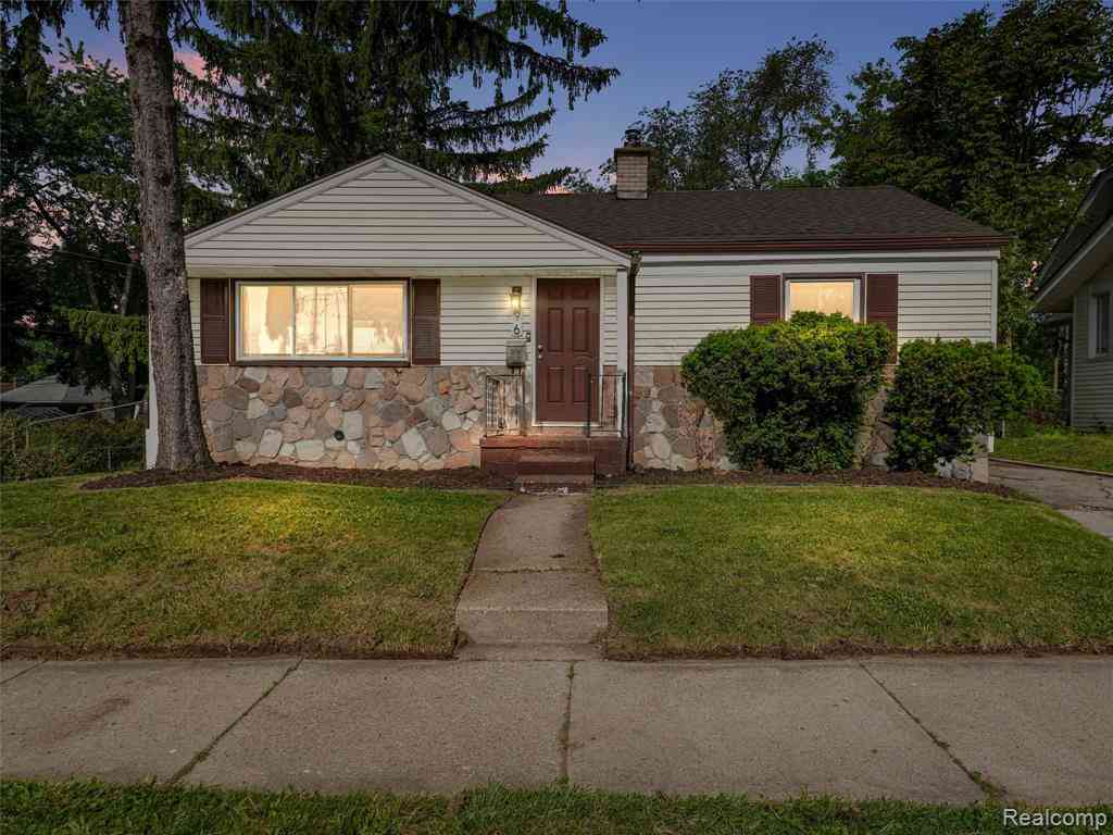 Homes For Sale - 96 Oneida Street <br/> Pontiac, MI 48341