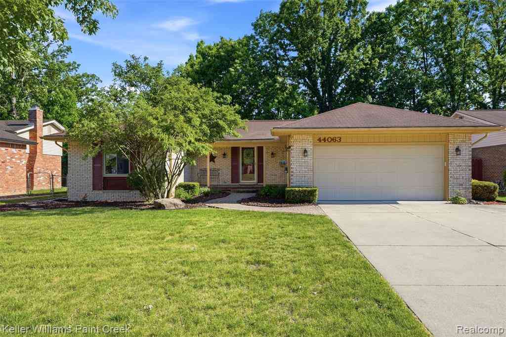 Homes For Sale - 44063 Westminister Way <br/> Canton, MI 48187