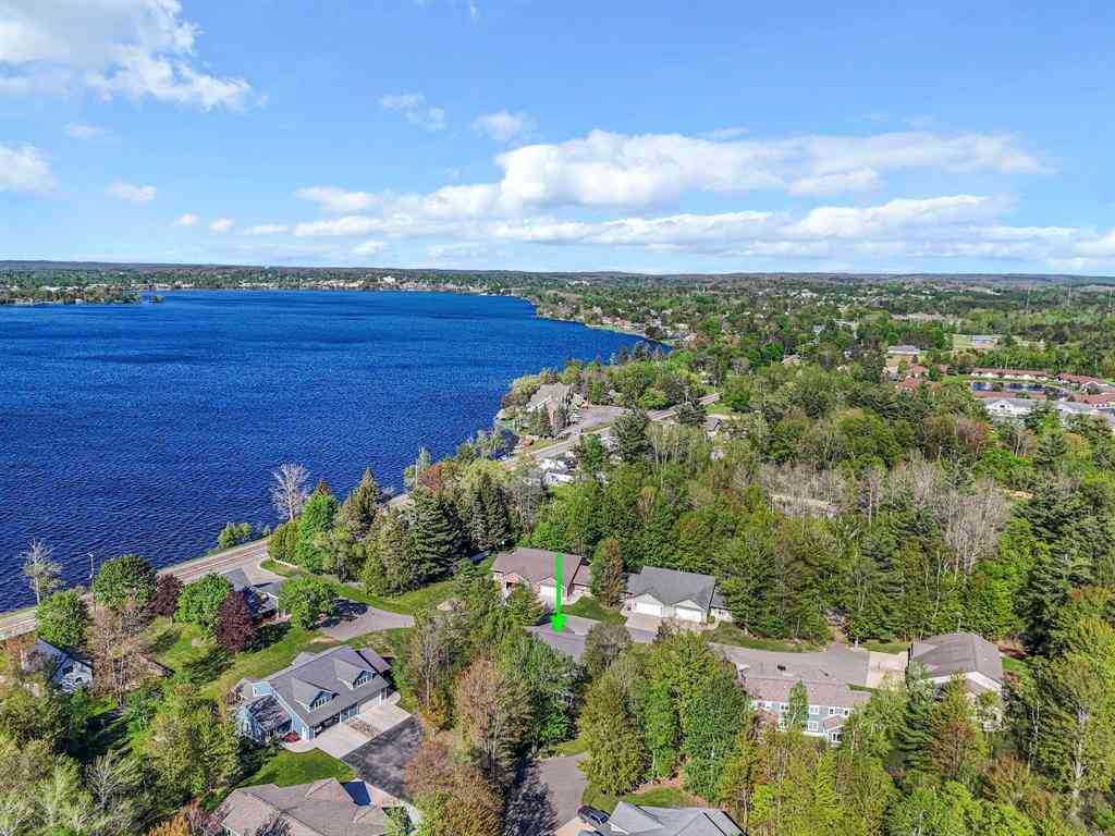 Condo For Sale - 118 Davidsen Shores Drive <br/> Cadillac, MI 49601