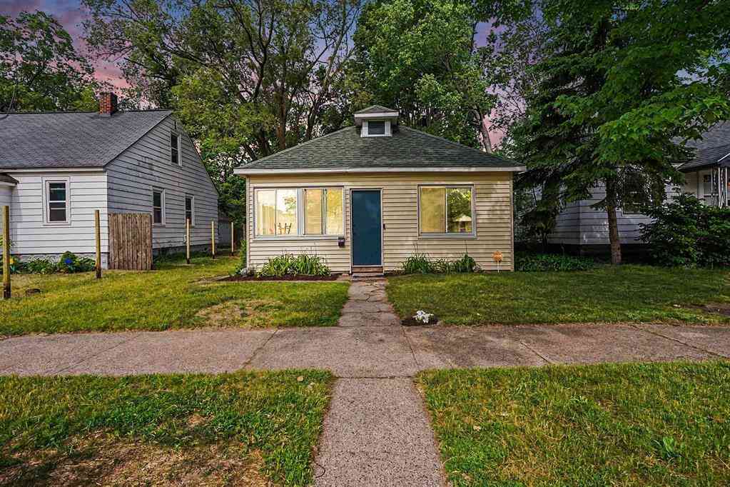 Homes For Sale - 3013 Leahy Street <br/> Muskegon, MI 49444