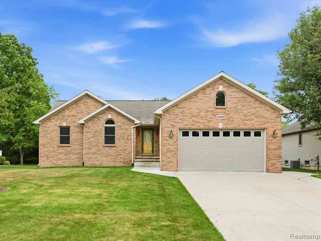Homes For Sale - 4305 Juniper Lane <br/> Port Huron, MI 48060