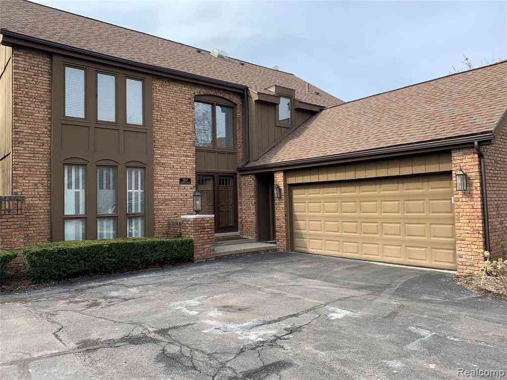 Condo For Rent - 1867 Chipping Way Court <br/> Bloomfield Hills, MI 48302