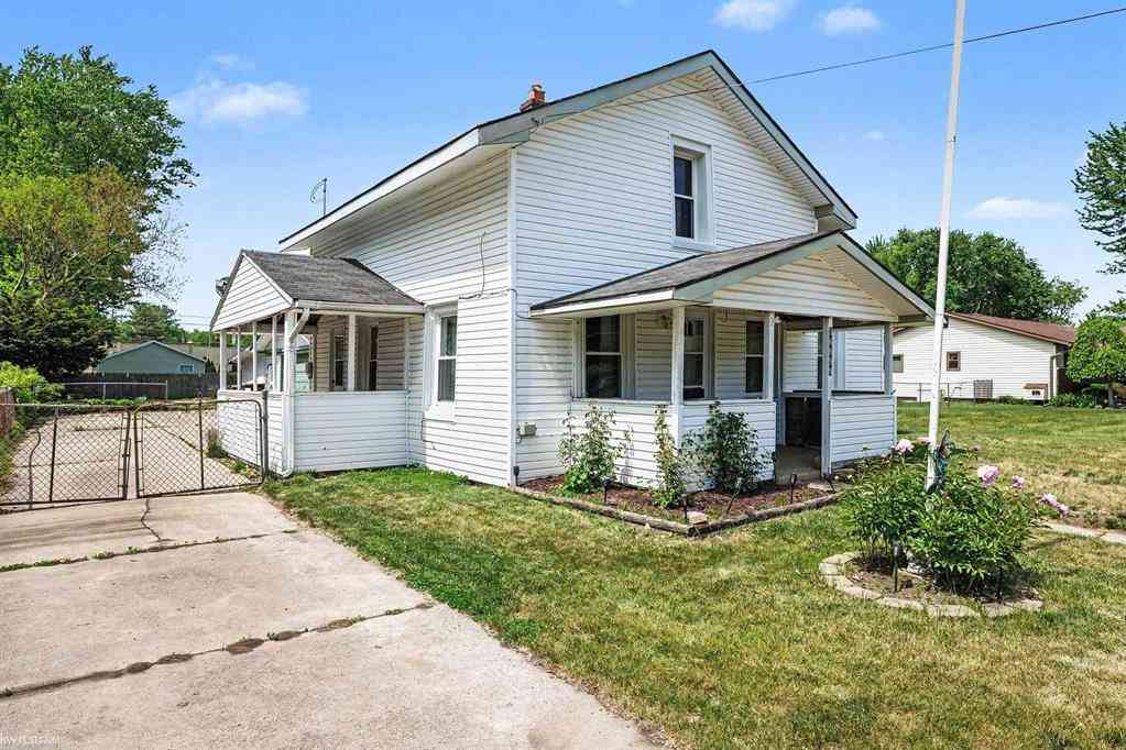 Homes For Sale - 36899 Main Street <br/> Macomb County, New Baltimore, MI 48047