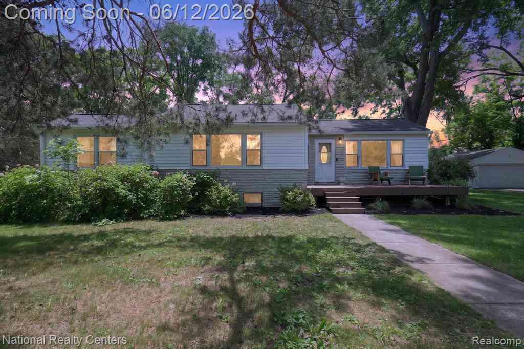 Homes For Sale - 2465 Fairbury  <br/> Oakland County, Wixom, MI 48393