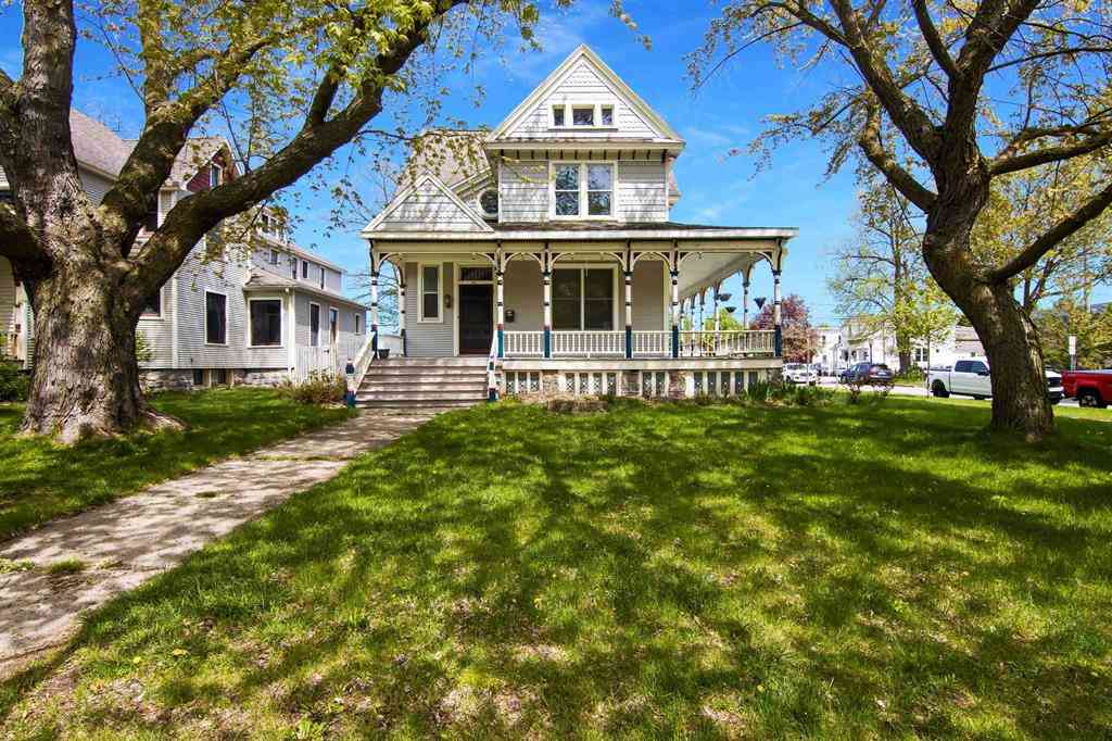 Homes For Sale - 445 E State Street <br/> Grand Traverse County, Traverse City, MI 49686