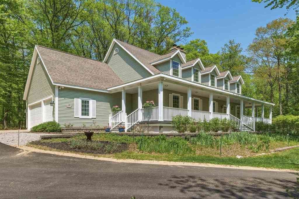 Homes For Sale - 8745 Wheeler Oaks Drive <br/> Grand Traverse County County, Williamsburg, MI 49690