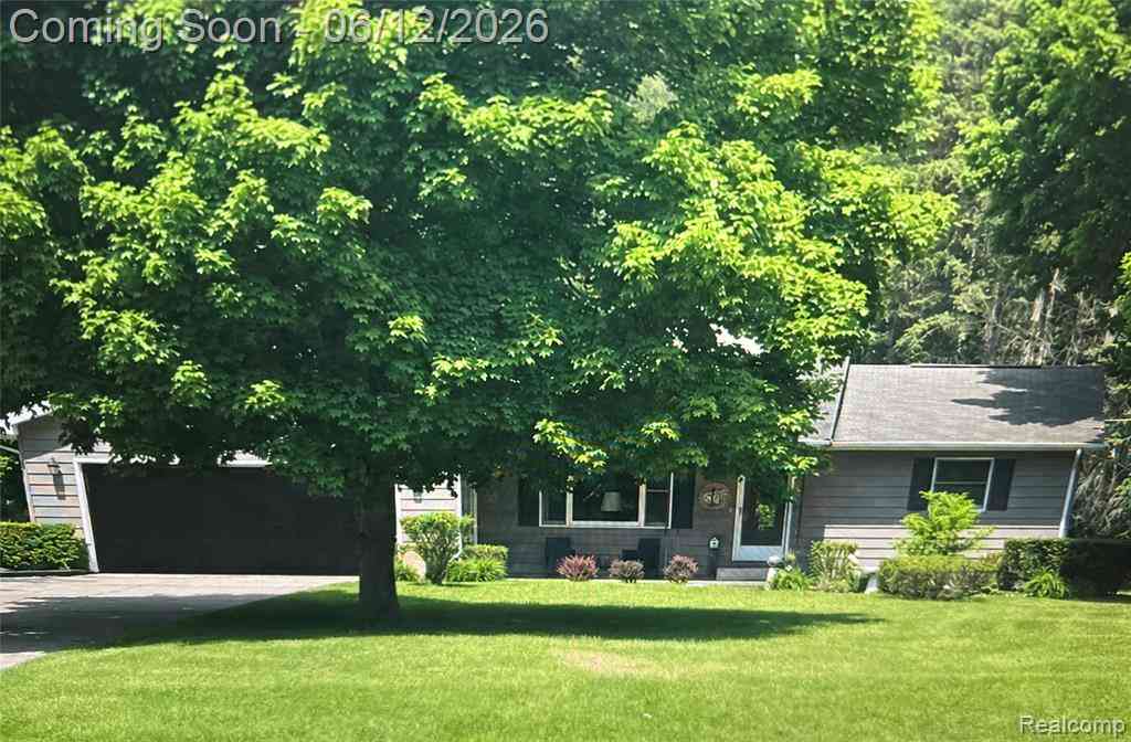 Homes For Sale - 2234 W Caro Road <br/> Tuscola County, Caro, MI 48723