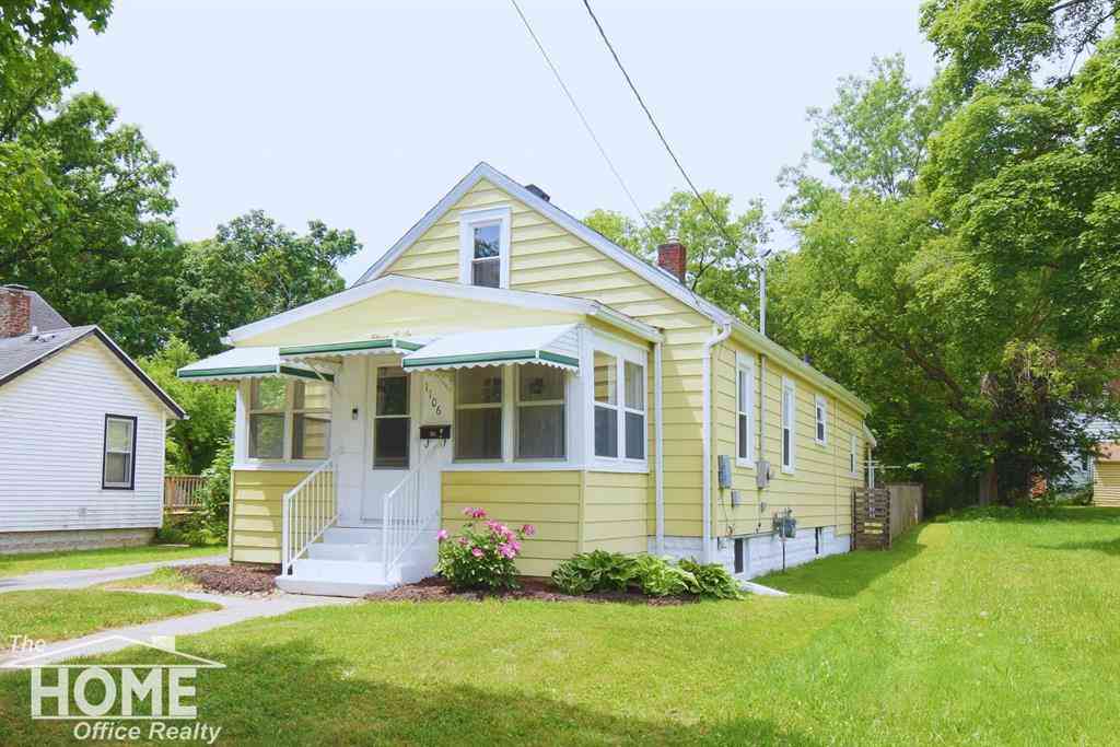 Homes For Sale - 1106 Regent Street <br/> Lansing, MI 48912