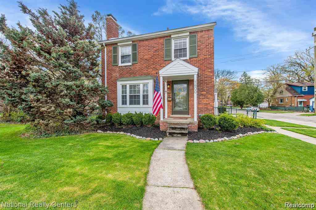 Homes For Rent - 1600 E 4th Street <br/> Royal Oak, MI 48067