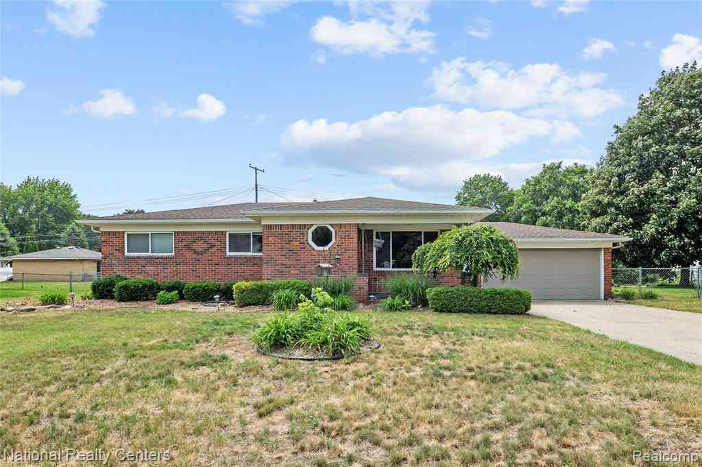 Homes For Sale - 52655 Pappy  <br/> Macomb County, Shelby Twp, MI 48316