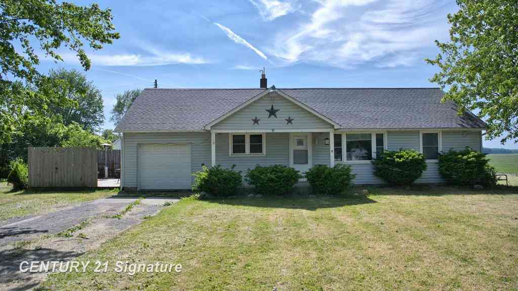 Homes For Sale - 5940 East Road <br/> Saginaw, MI 48601