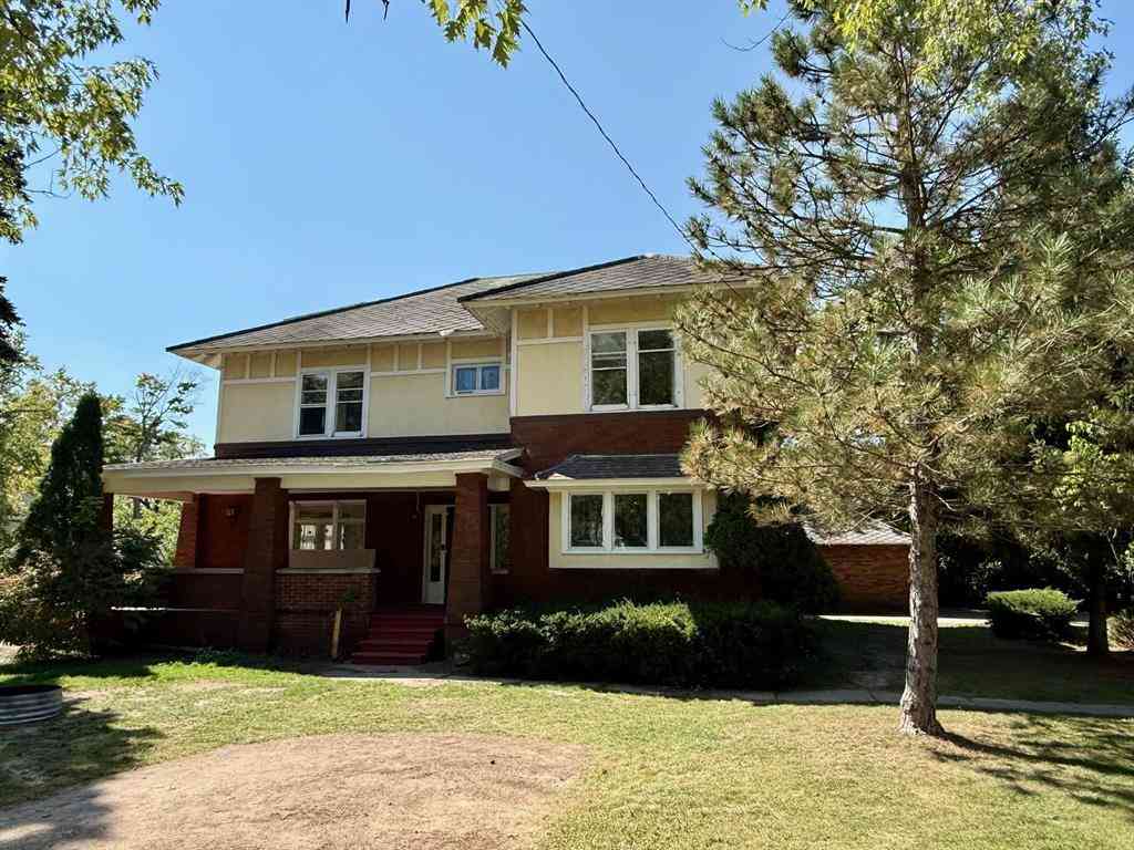 Homes For Sale - 513 E Cass Street <br/> Wexford County, Cadillac, MI 49601