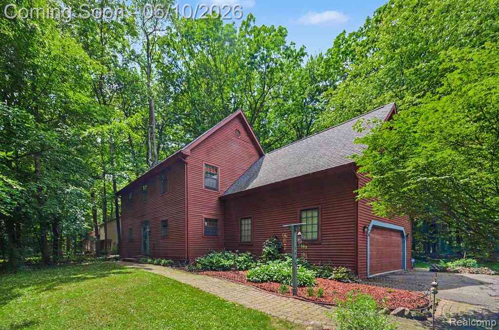 Homes For Sale - 1435 Rolling Hills Drive <br/> Howell, MI 48843