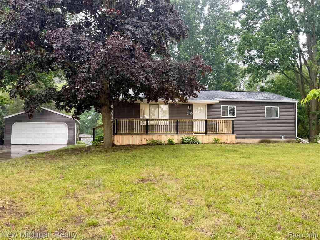 Homes For Sale - 7104 Willard Road <br/> Genesee County, Millington, MI 48746