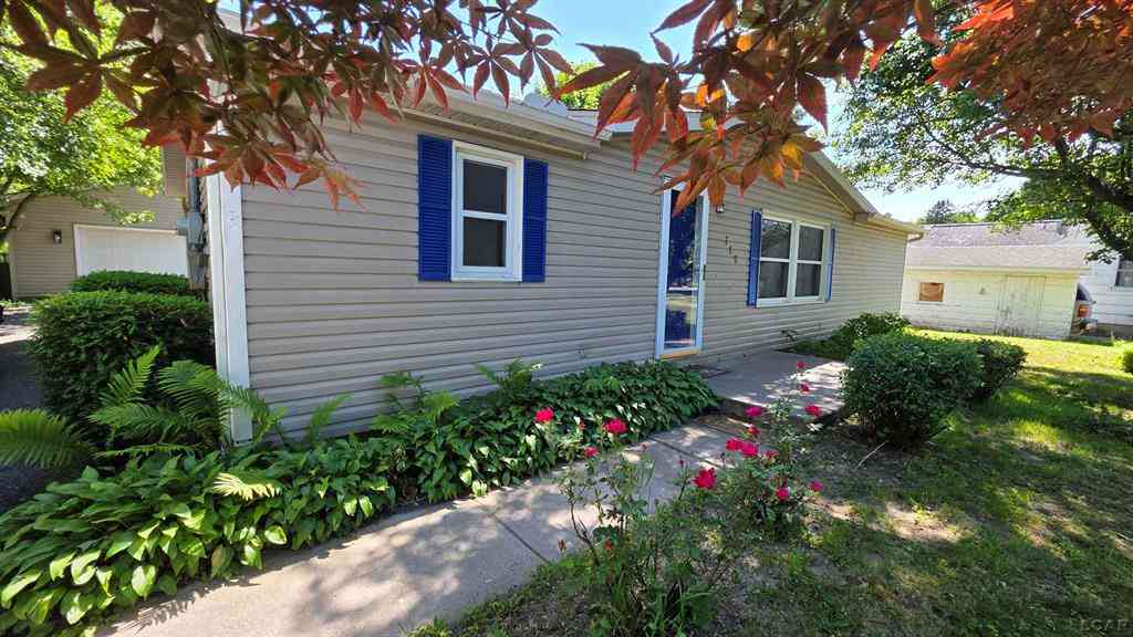 Homes For Sale - 715 W Main Street <br/> Lenawee County, Morenci, MI 49256