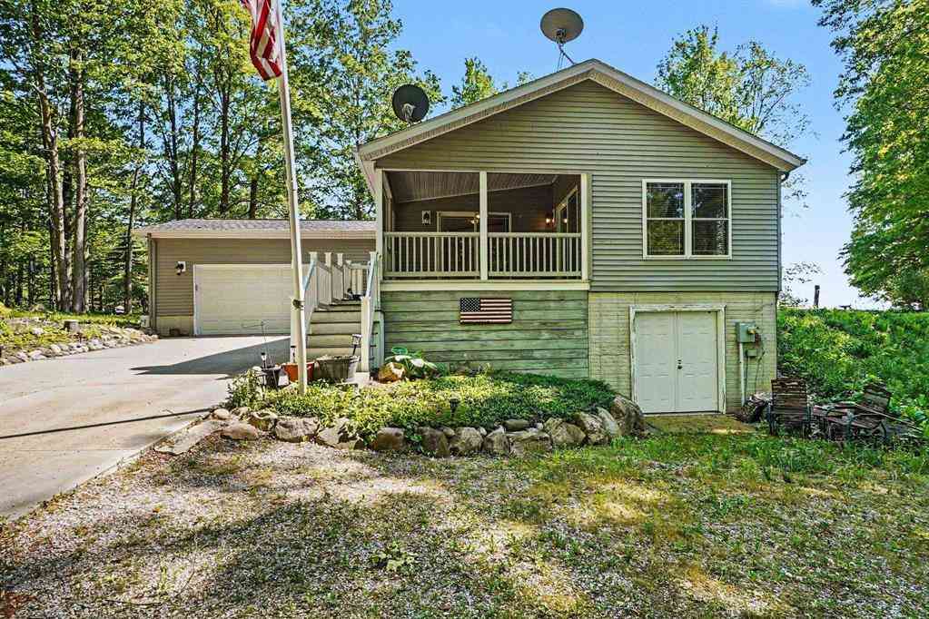 Homes For Sale - 3434 Maple Ridge <br/> Ogemaw County, Lupton, MI 48635