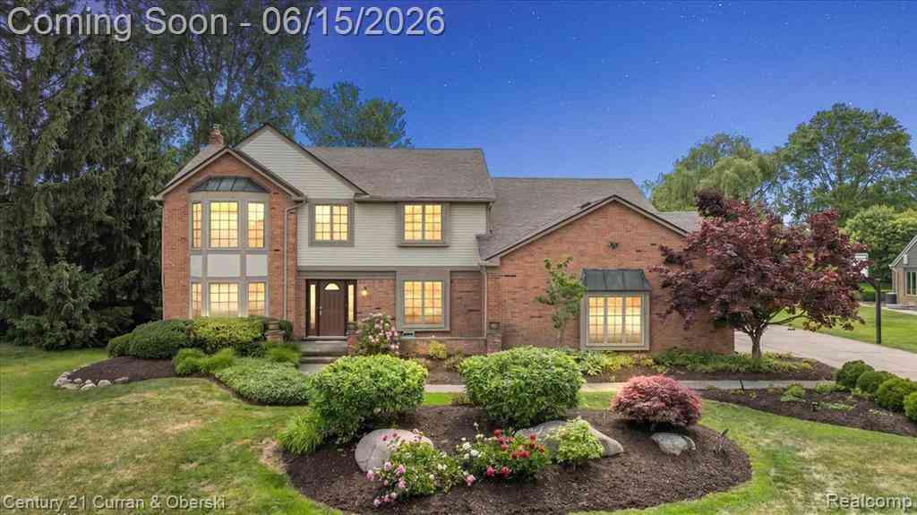 Homes For Sale - 37125 Fox Glen <br/> Oakland County, Farmington Hills, MI 48331