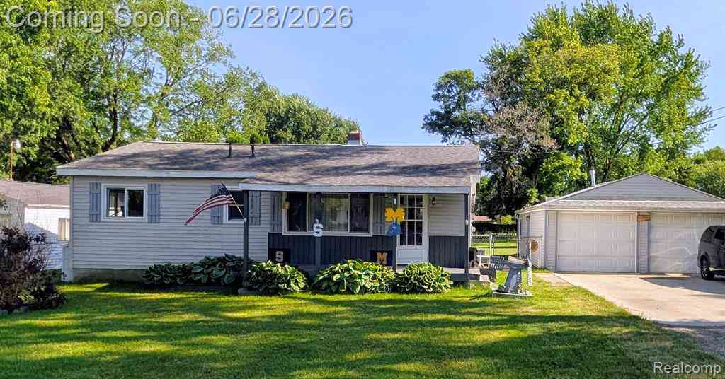 Homes For Sale - 4456 E Coldwater Road <br/> Flint, MI 48506
