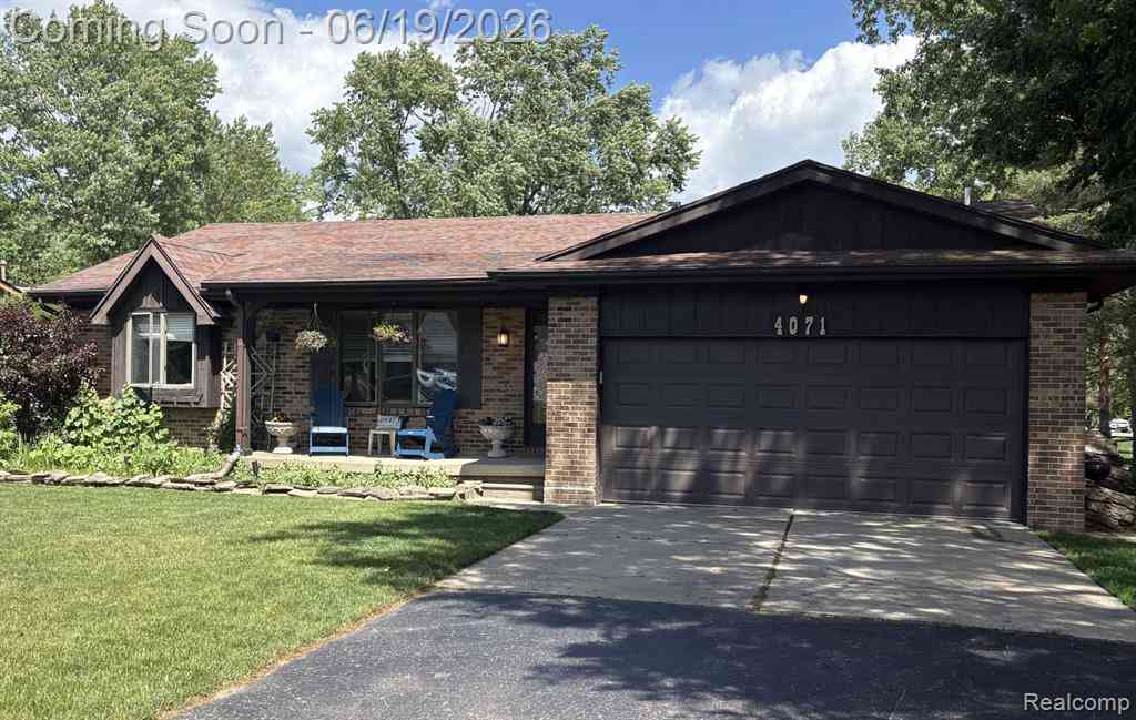Homes For Sale - 4071 S Elms Road <br/> Swartz Creek, MI 48473