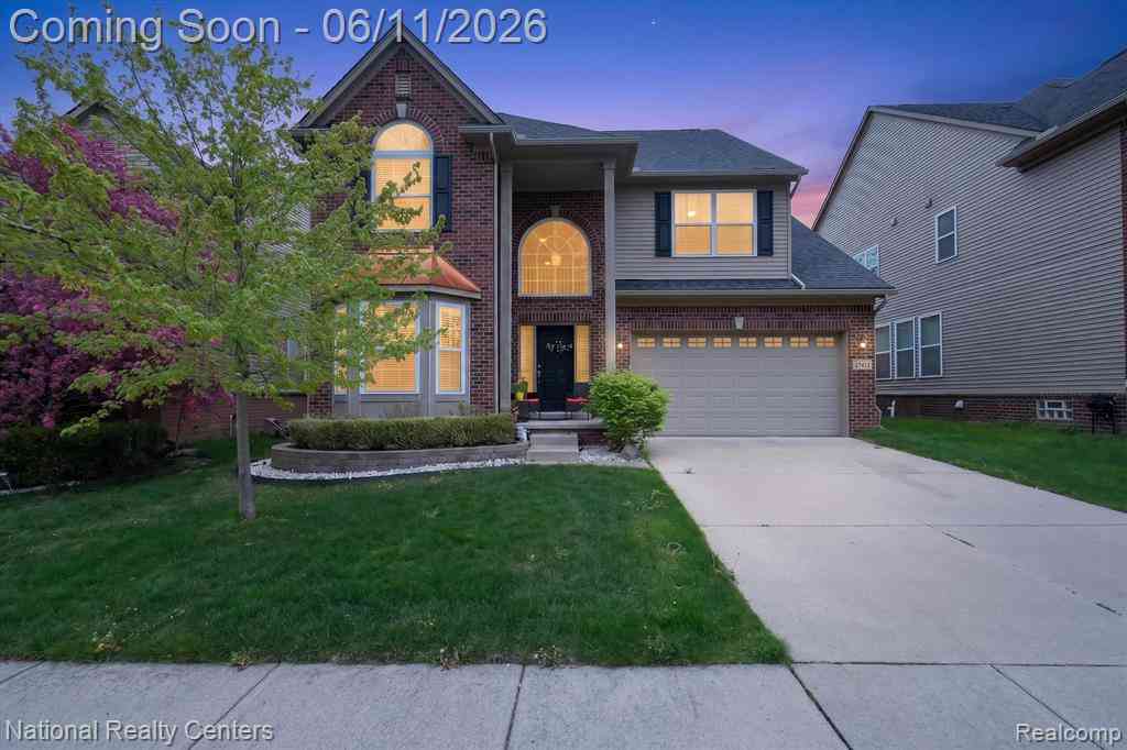 Homes For Sale - 27412 Victoria Road <br/> Novi, MI 48374