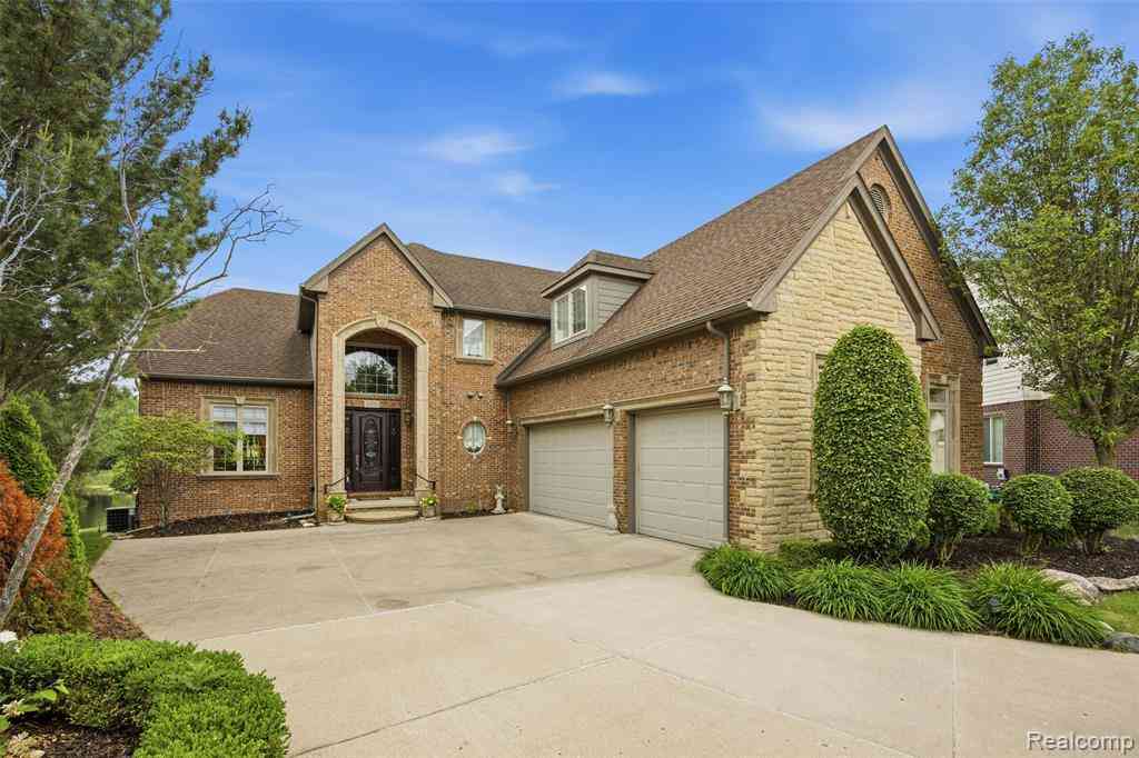 Homes For Sale - 50573 Elmwood Court <br/> Wayne County, Plymouth, MI 48170