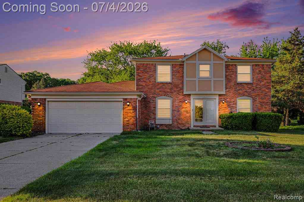 Homes For Sale - 28945 Nottoway Drive <br/> Oakland County, Farmington Hills, MI 48331
