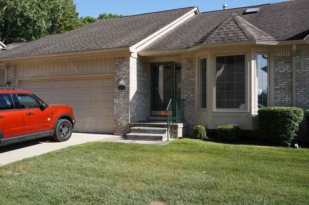 Condo For Sale - 15568 Austin Court <br/> Fraser, MI 48035