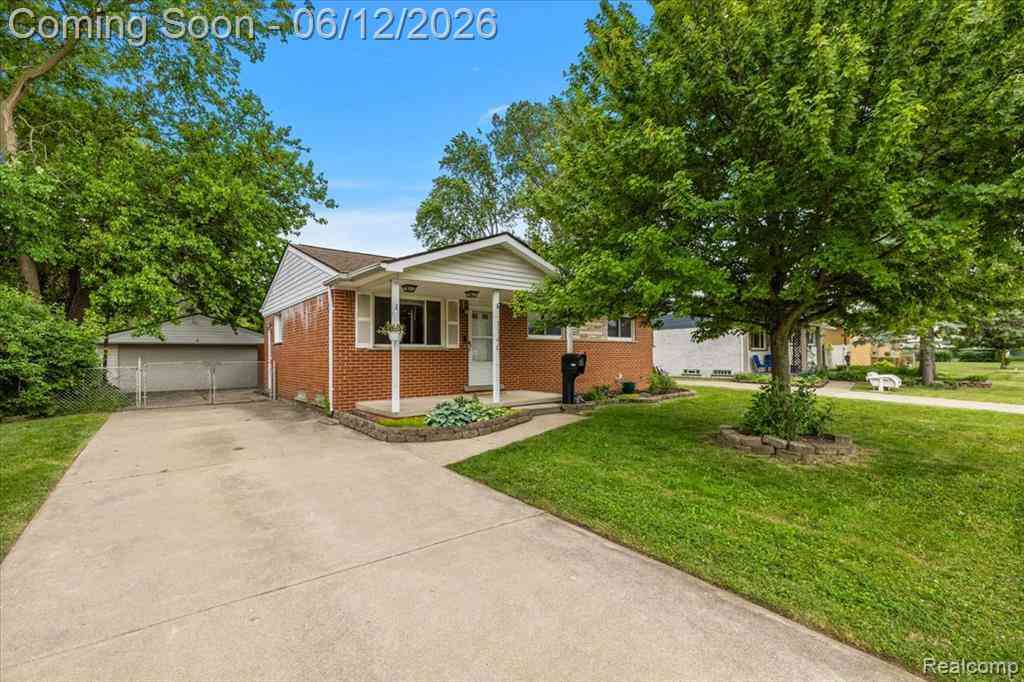 Homes For Sale - 1146 Harrison Avenue <br/> Wayne County, Garden City, MI 48135